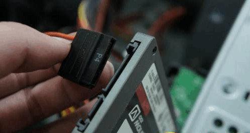 从机械硬盘到固态硬盘（了解固态硬盘的原理和使用技巧，让你的电脑速度飞起来！）