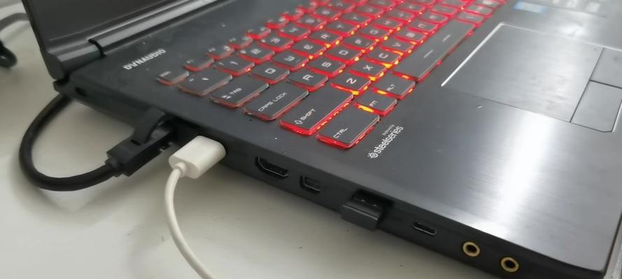 GT73VR声卡性能与特点解析（探索GT73VR声卡的出色表现及其独特功能）