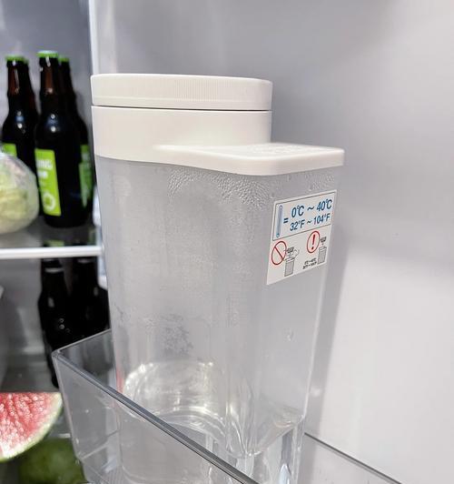 无印良品电水壶的品质和实用性（一款精致可靠的家居必备）
