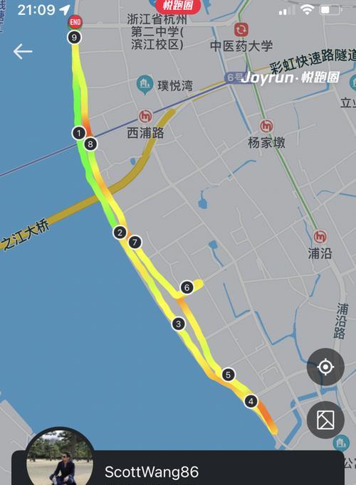 2015年会跑的手机的重要性及发展情况（以智能手机为主导，2015年见证了移动技术的飞速进步）